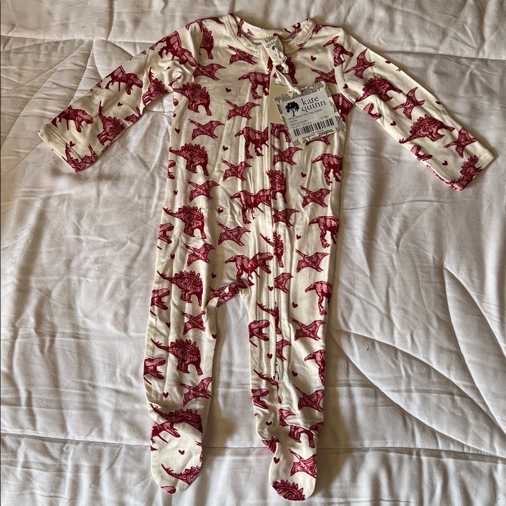 NIB 0-3m Valentine Dino’s Zipper Footie